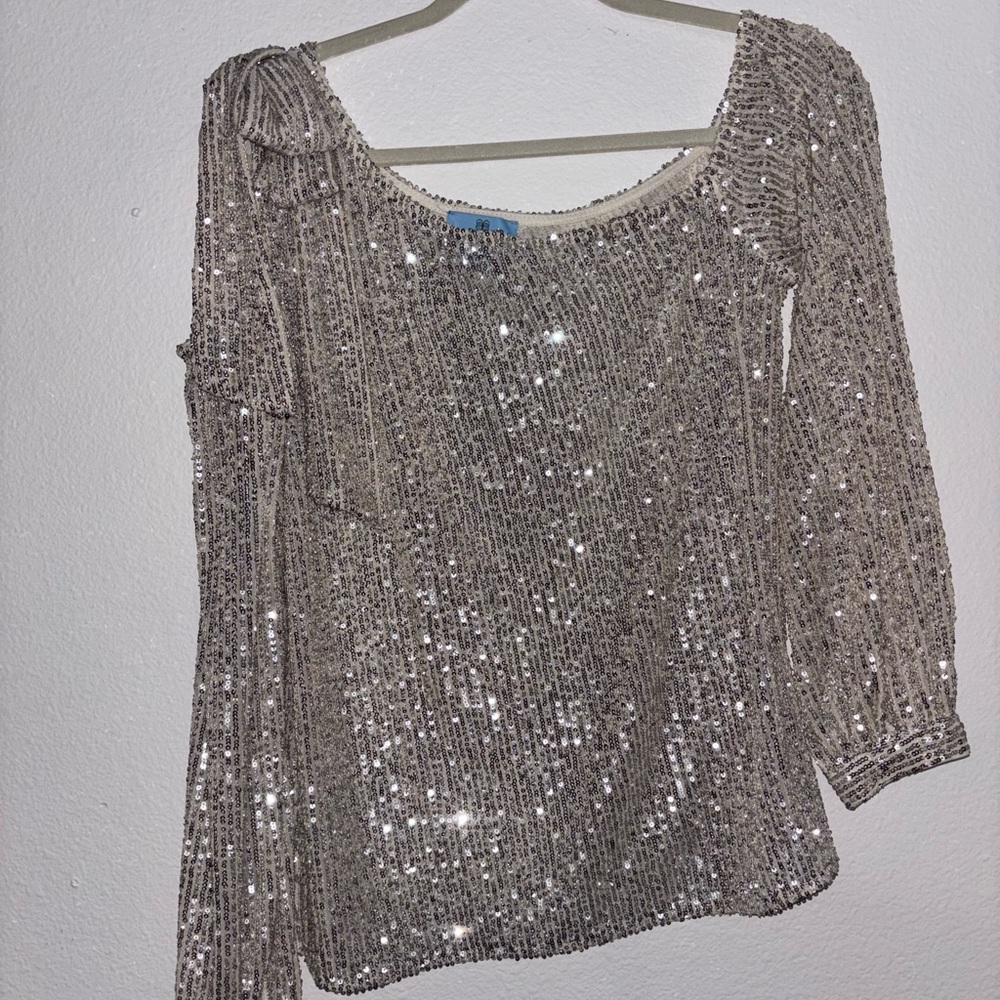 CeCe Women's Silver-Gold Sequin One Shoulder Top Size M Lightweight - Picture 1 of 5